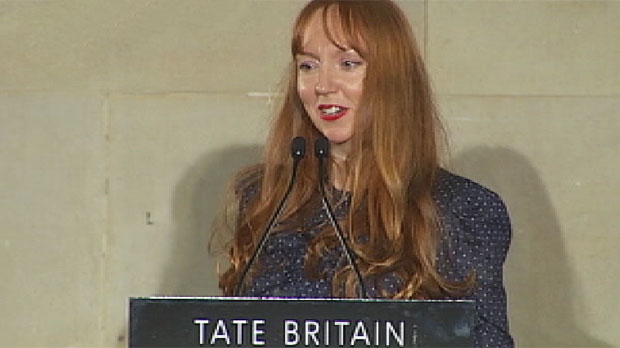 Turner Prize: Susan Philipsz wins prestigious art award – Channel 4 News