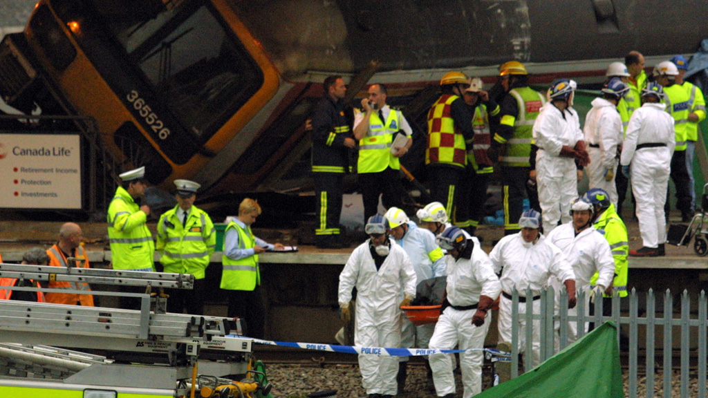 Network Rail fined £3m for Potters Bar crash Channel 4 News