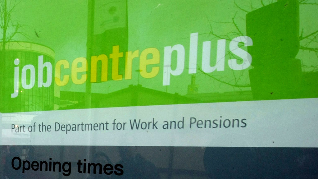 eBay fraudsters target JobCentre unemployed Channel 4 News