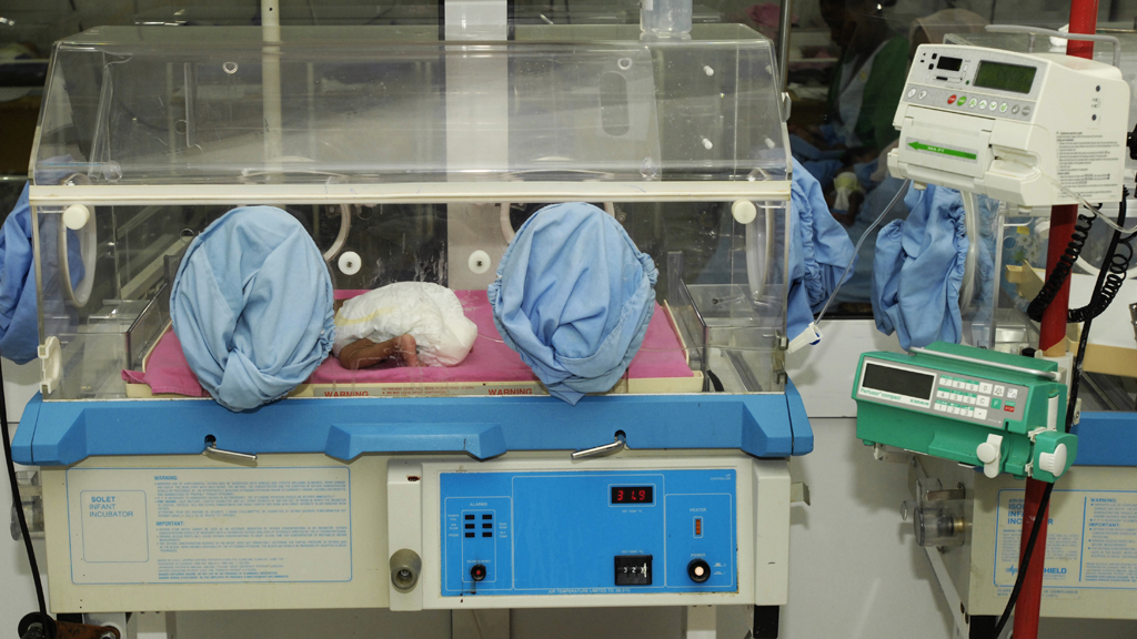 Deep clean at Belfast’s Royal Maternity Hospital Channel 4 News