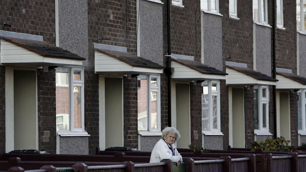 Cameron revives right to buy council home scheme Channel 4 News