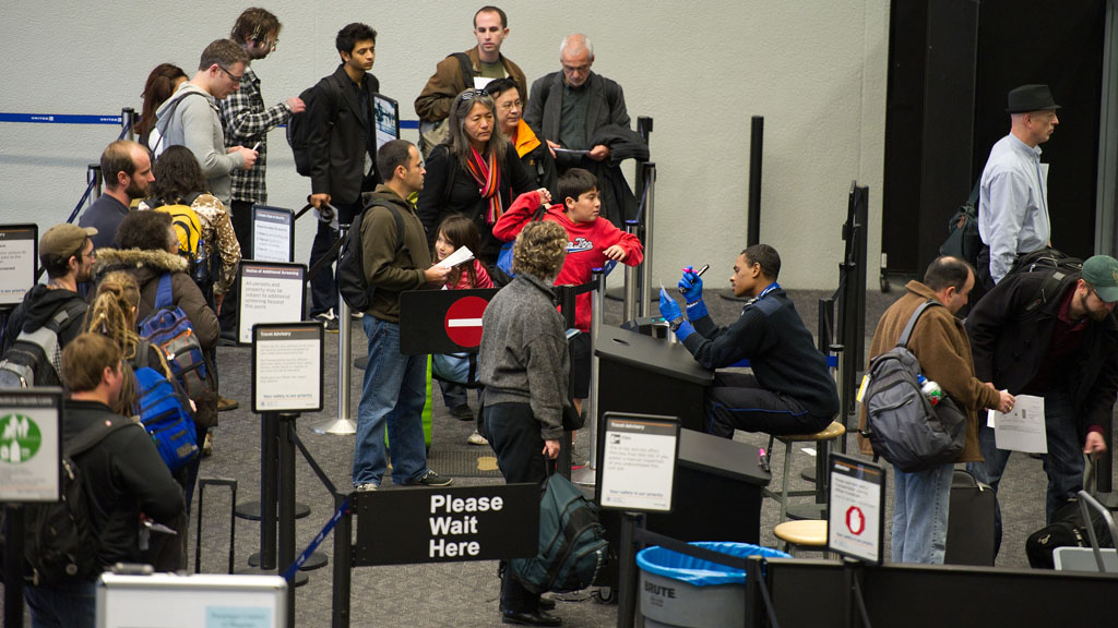 ‘No simple solution’ to underwear bomb threat Channel 4 News