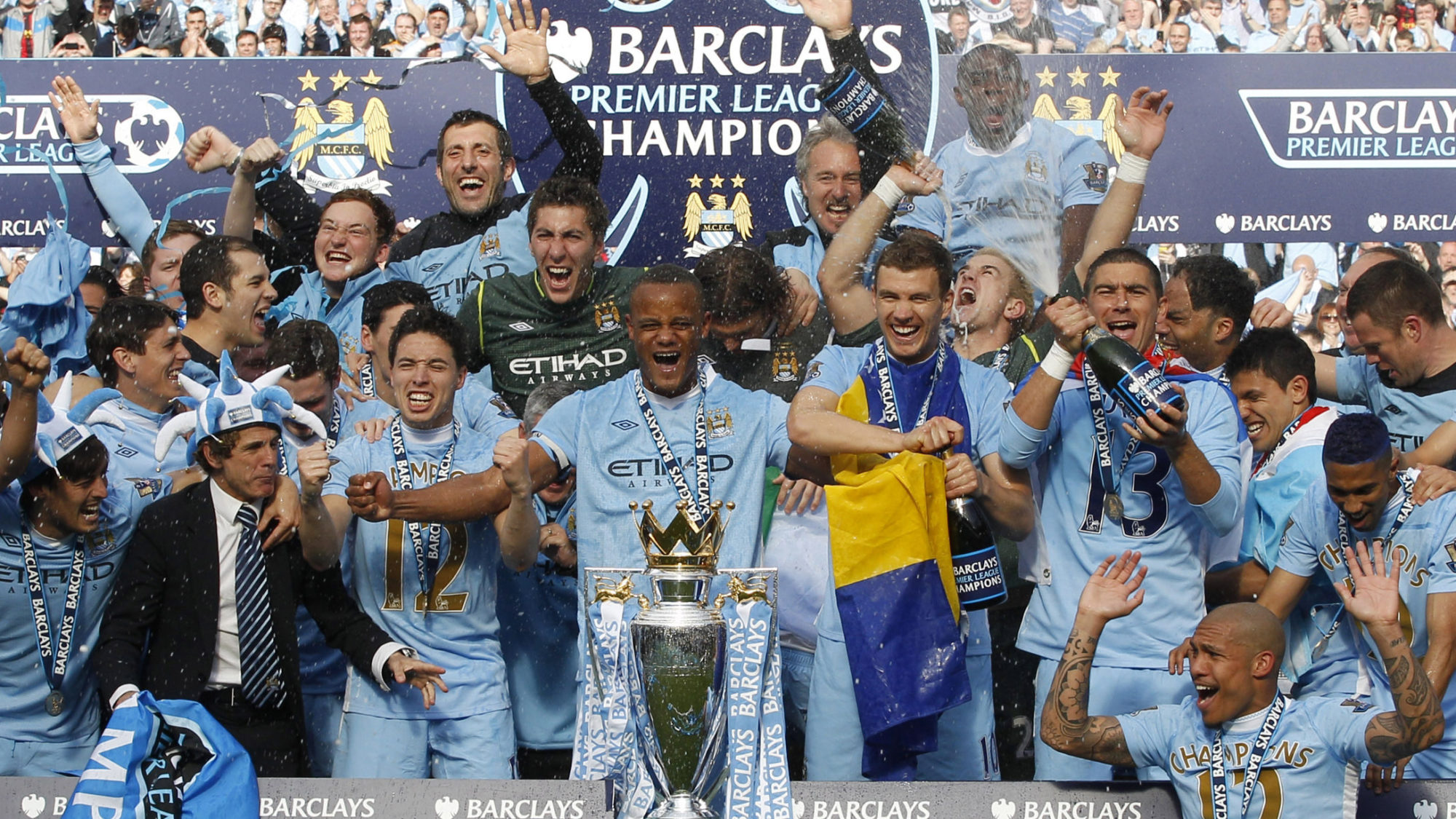 Premier League wages hit record high of £1.6bn – Channel 4 News
