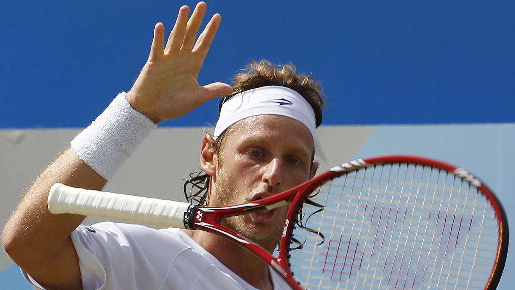 Nabladian Racket Nalbandian’s 10,000 euro fine for linesman ‘assault’ – Channel 4 News