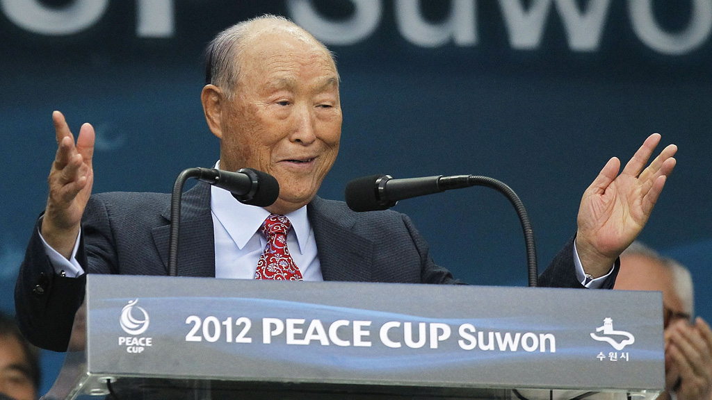 Sungee Moon Sun Myung Moon, Founder Of The Moonies, Dies In South Korea – WHNL