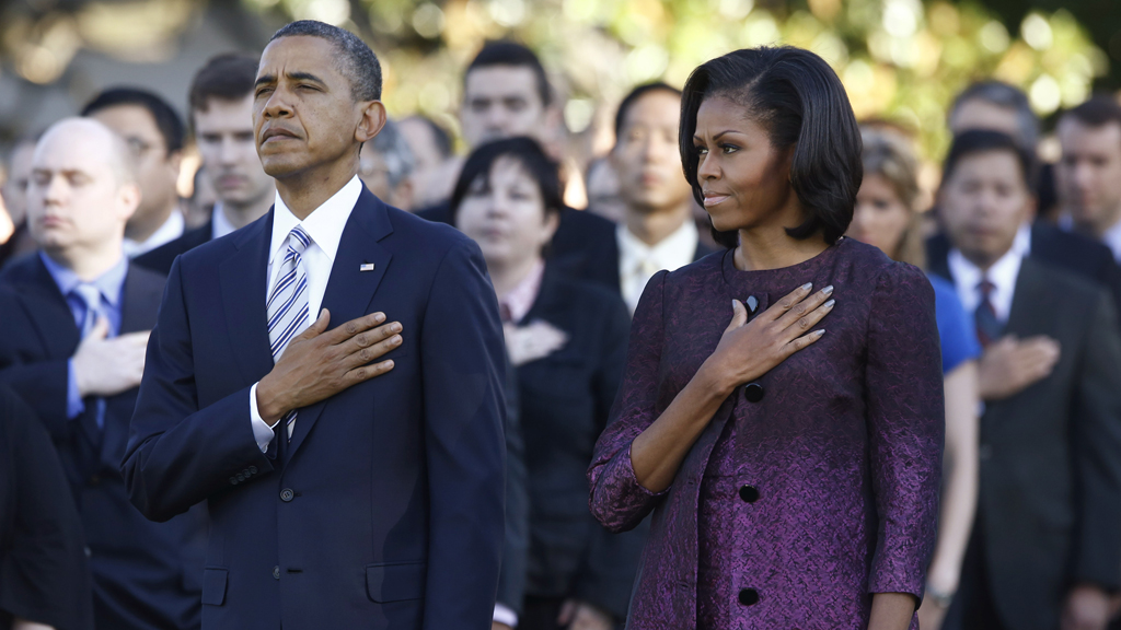 Obama lays wreath at Pentagon on 9/11 anniversary – Channel 4 News
