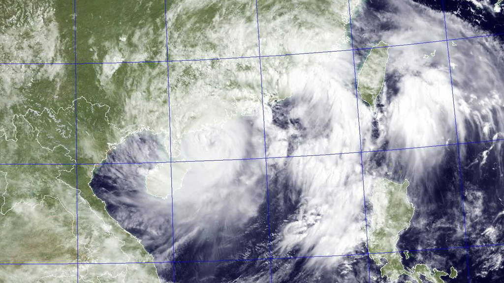 Tens of thousands evacuated as typhoon hits southern China – Channel 4 News