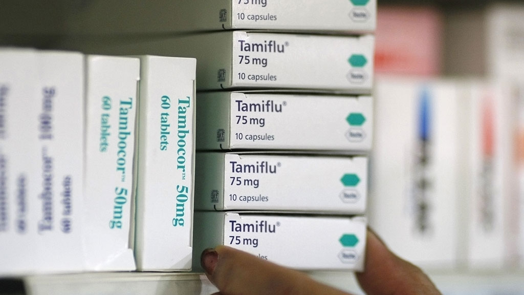 MPs criticise government stockpiling of Tamiflu Channel 4 News