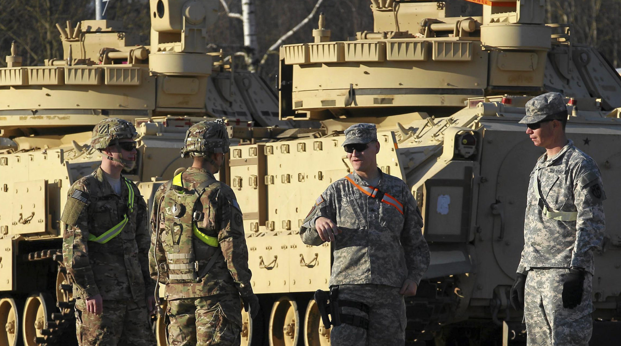 US tanks mass in Poland for Nato exercise – Channel 4 News