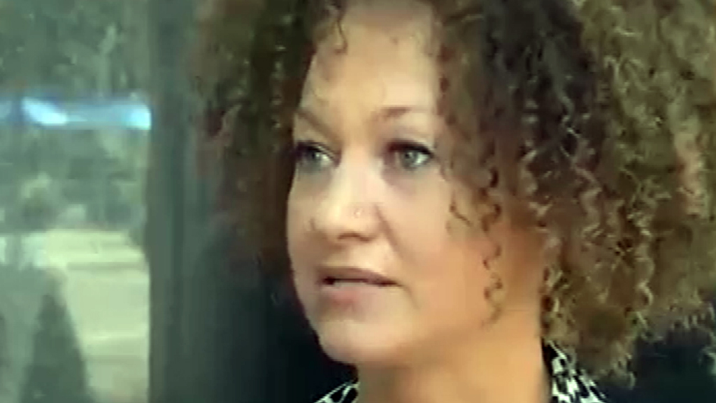 Rachel Dolezal parents say ‘black’ rights leader is white – Channel 4 News
