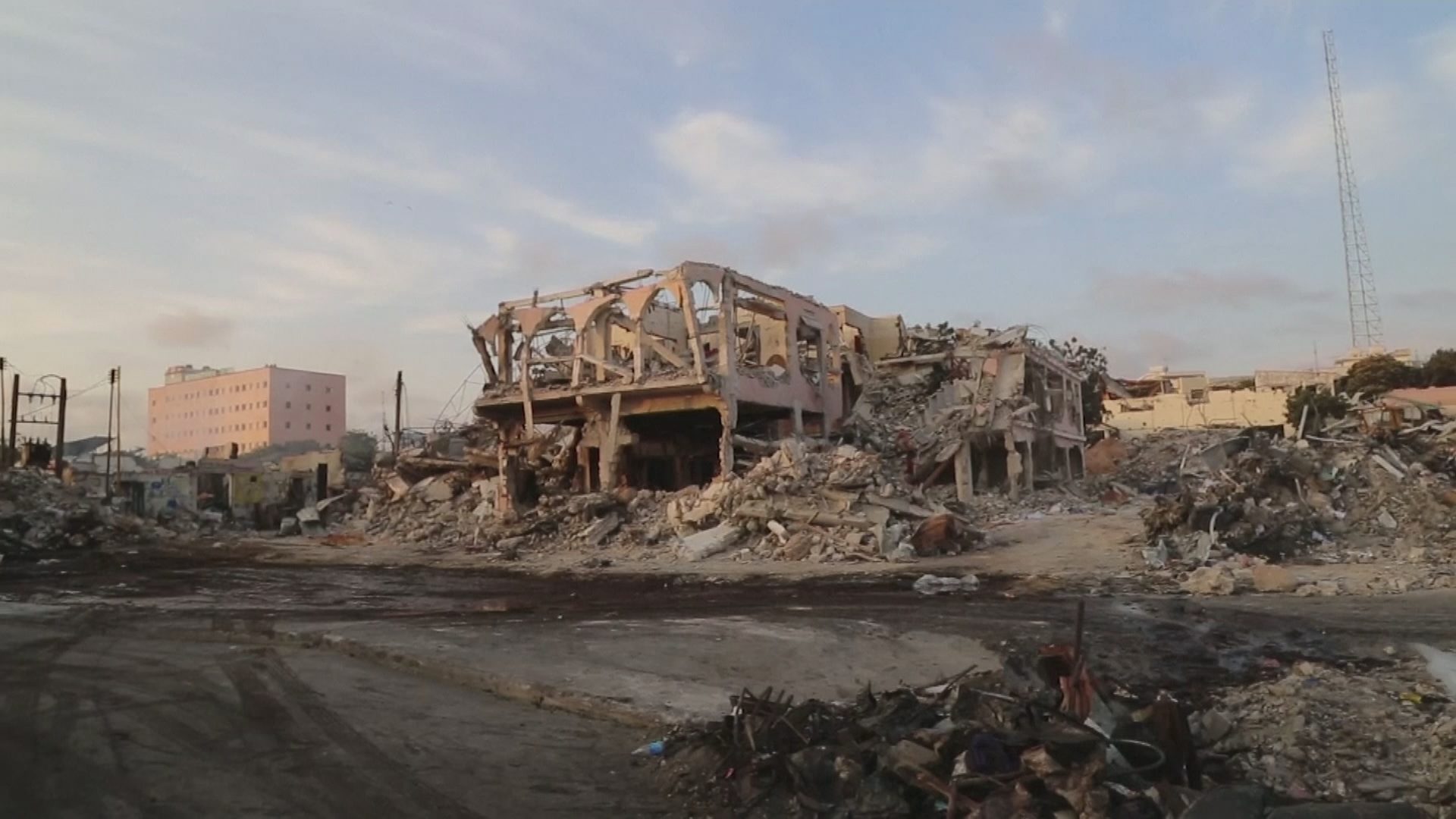 More than 300 killed in Mogadishu bombing Channel 4 News