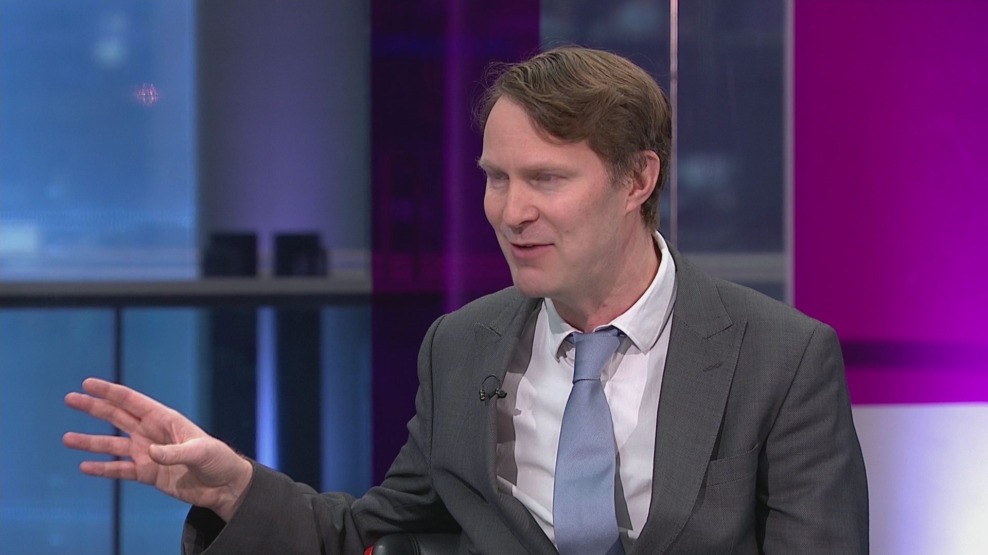 Luke Harding: ‘I think Donald Trump is in trouble’ – Channel 4 News