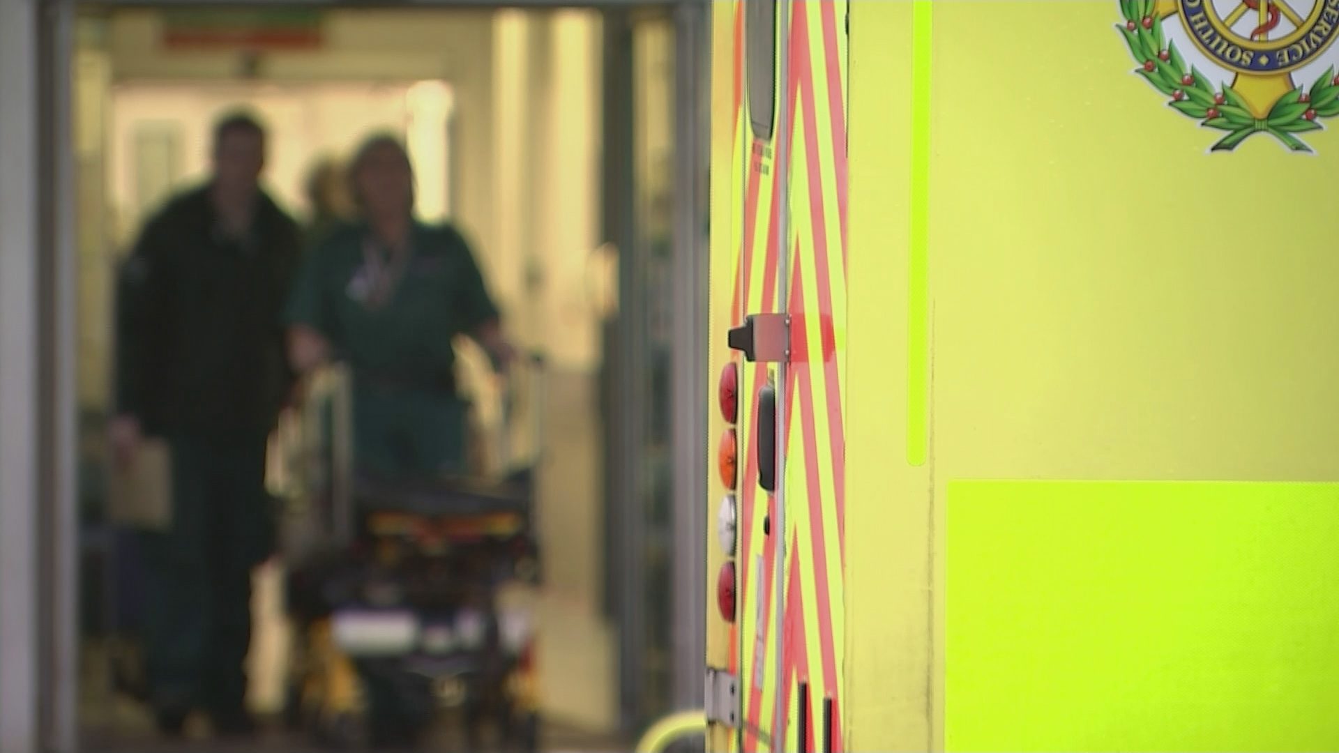 Nhs Workers In England To Receive Pay Rise Channel 4 News