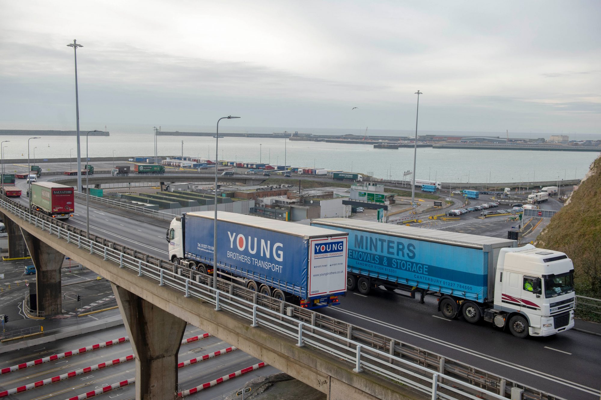 PostBrexit customs clearance centre for lorries planned in Kent