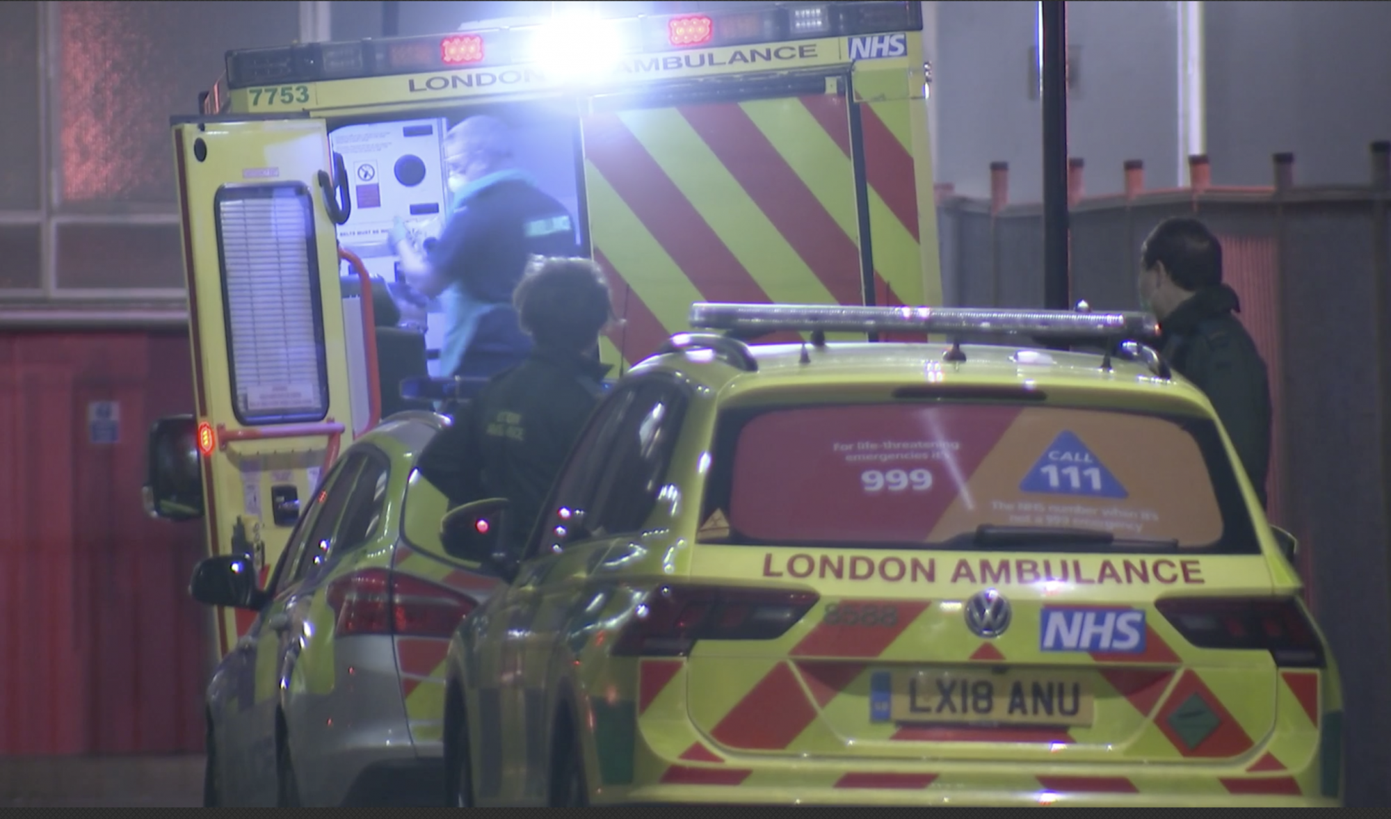 Covid: UK records highest daily death toll since April – Channel 4 News