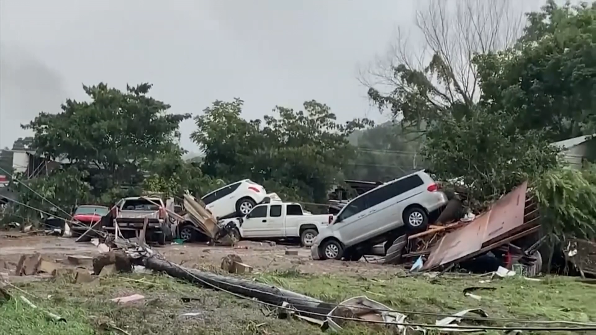 At least 10 dead following catastrophic flooding in Tennessee – Channel ...