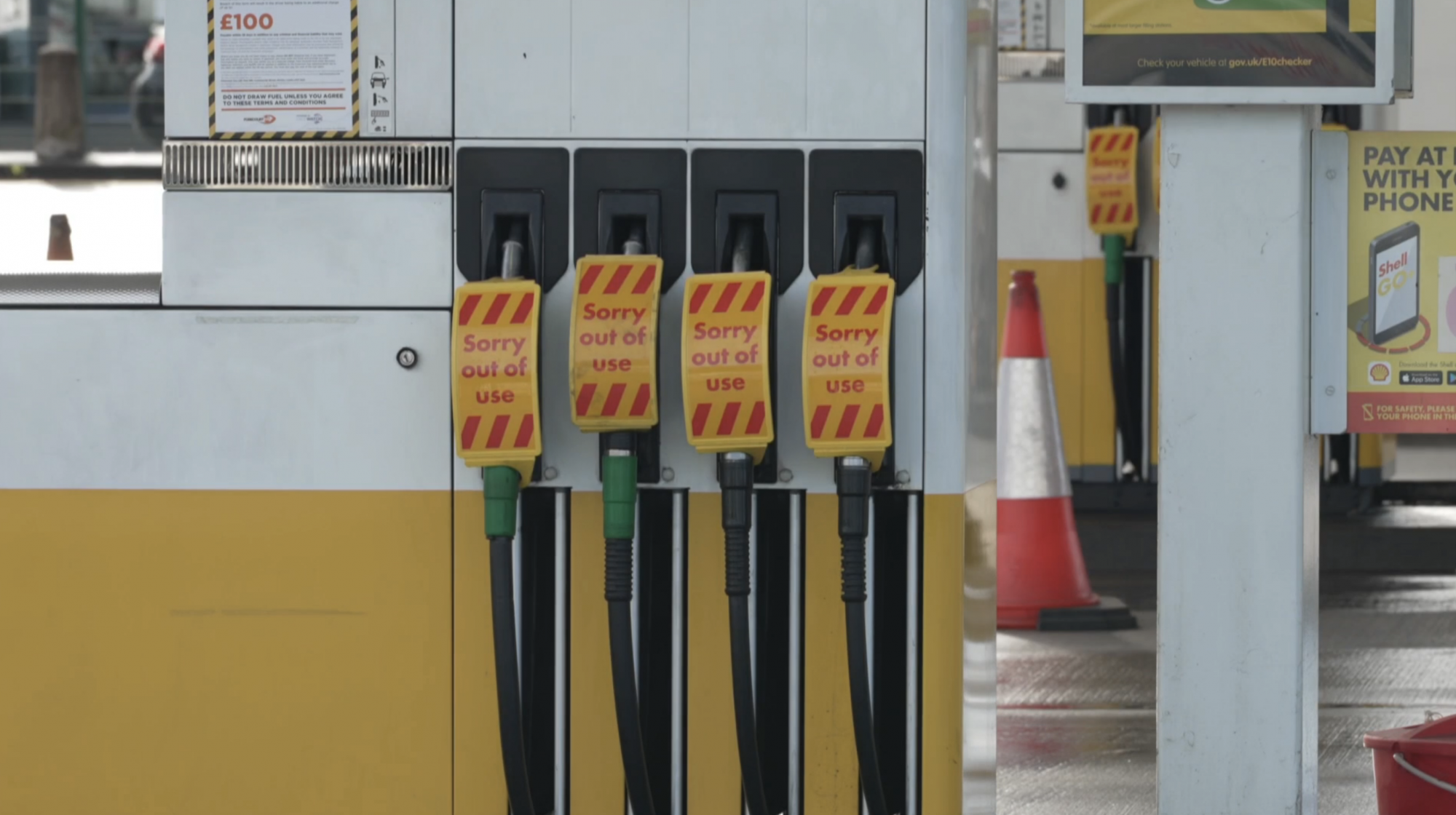 Fuel crisis How can shortages be resolved? Channel 4 News