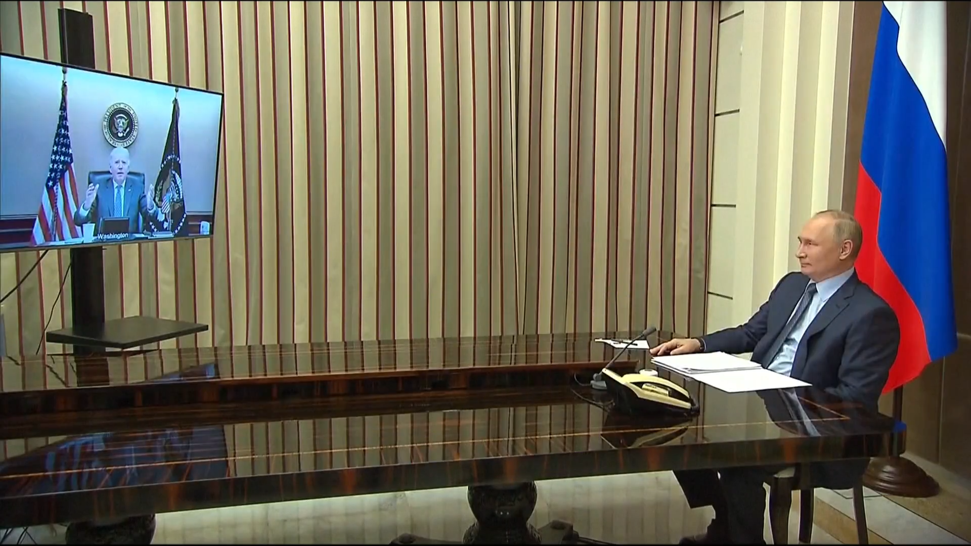 Biden and Putin hold talks over Ukraine invasion threat – Channel 4 News