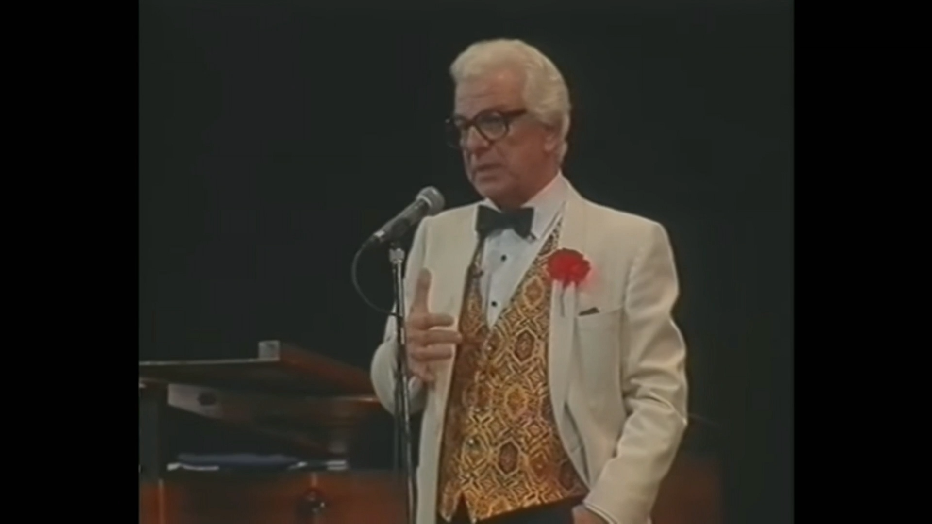 Comedian and writer Barry Cryer dies at 86 - Vimarsana News