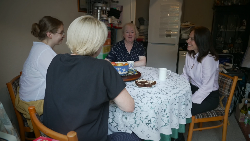 Could Ukrainian refugees be asked to leave their host families