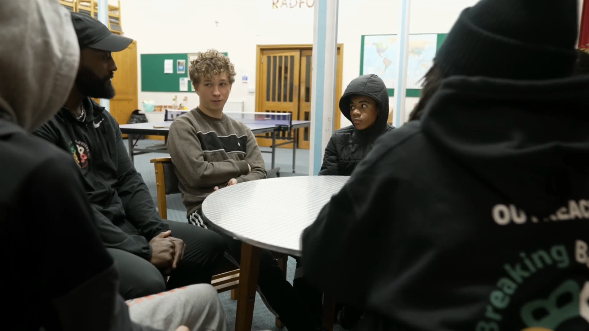 The teenagers 'mentally imprisoned' by violence – Channel 4 News - Vimarsana News