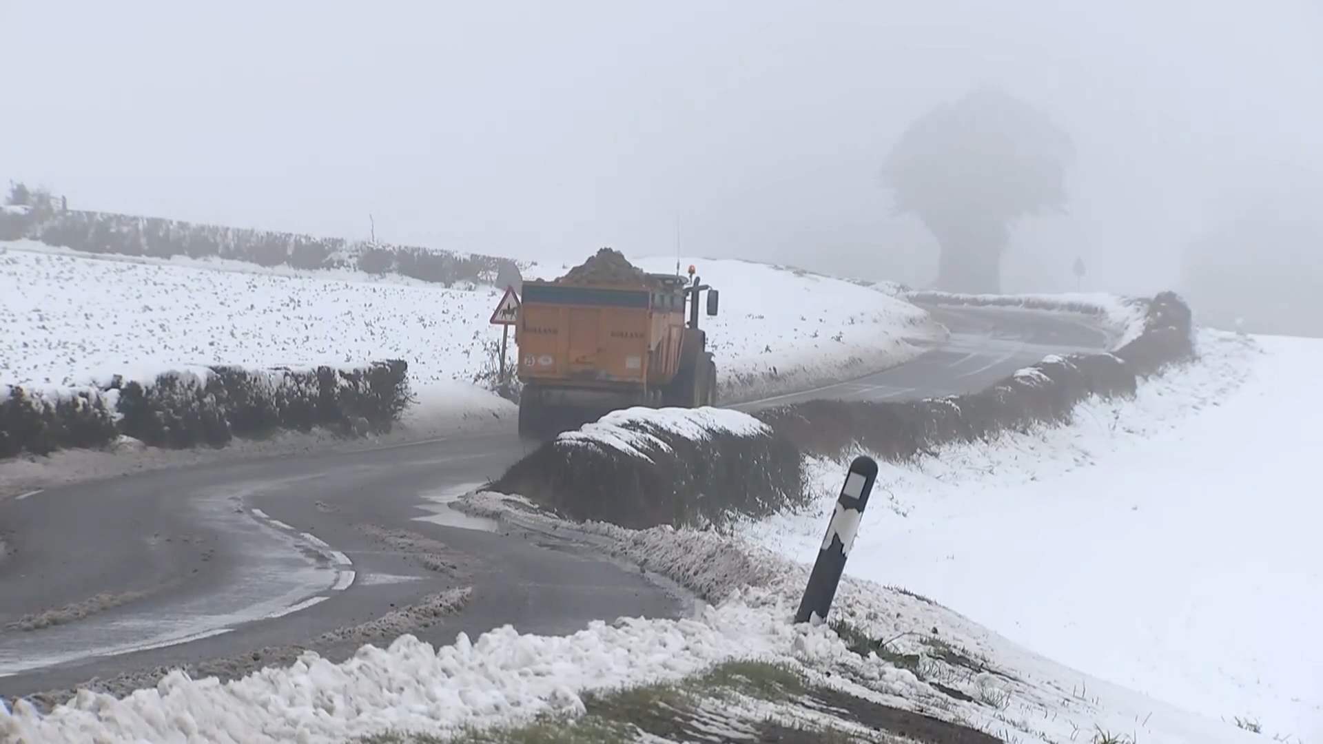 Extreme Weather Warnings Issued Across UK With Blizzards And High Winds 
