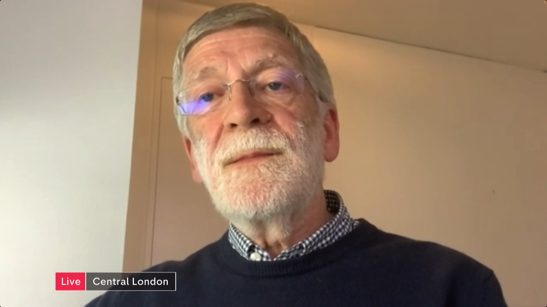 Housing inmates in police cells 'predictable mess', says former head of prison service – Channel 4 News - Vimarsana News