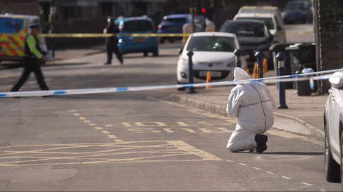 Murder inquiry after man stabbed in Bristol – Channel 4 News