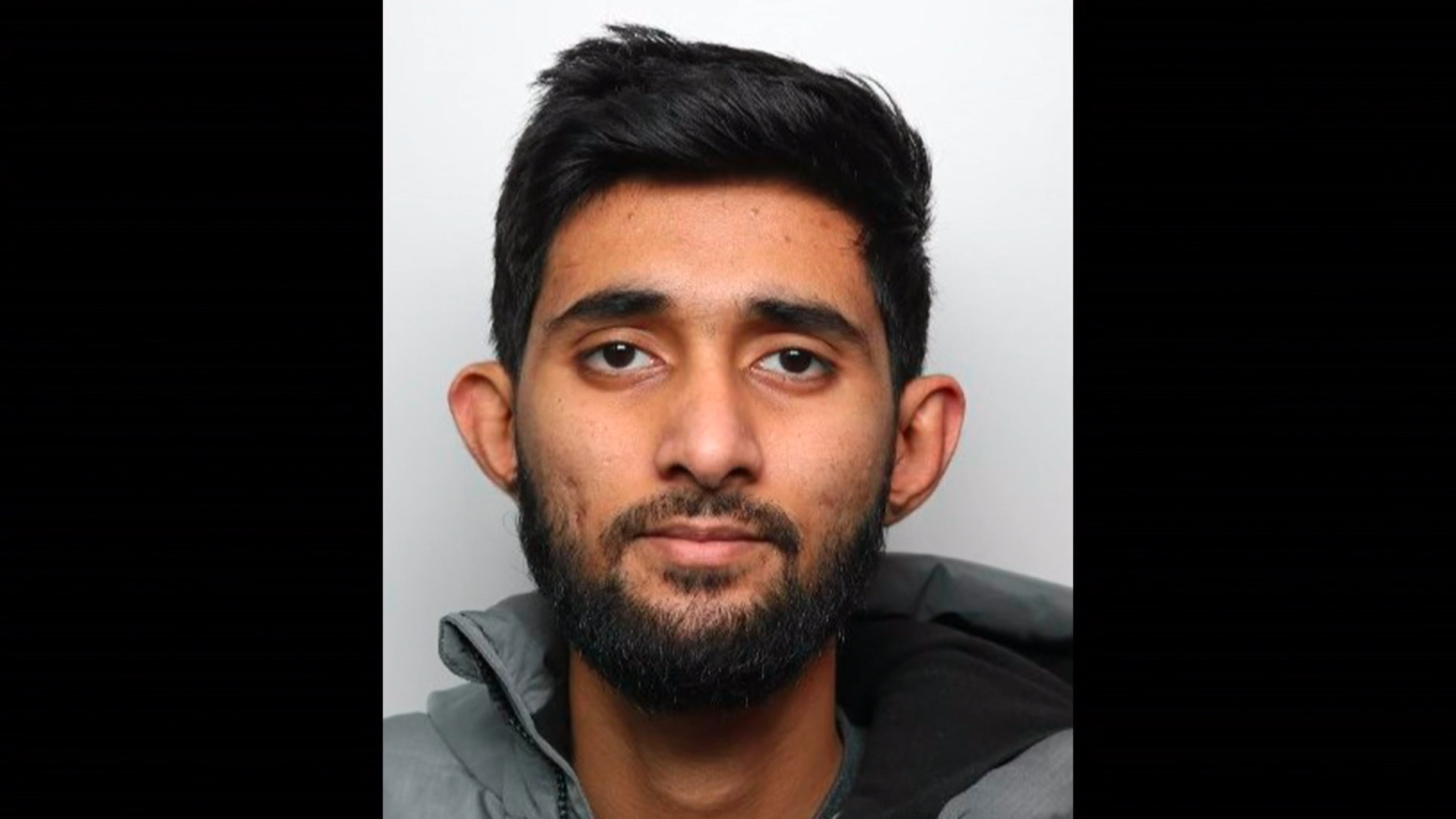 Nationwide manhunt continues for suspect in Bradford murder – Channel 4 ...