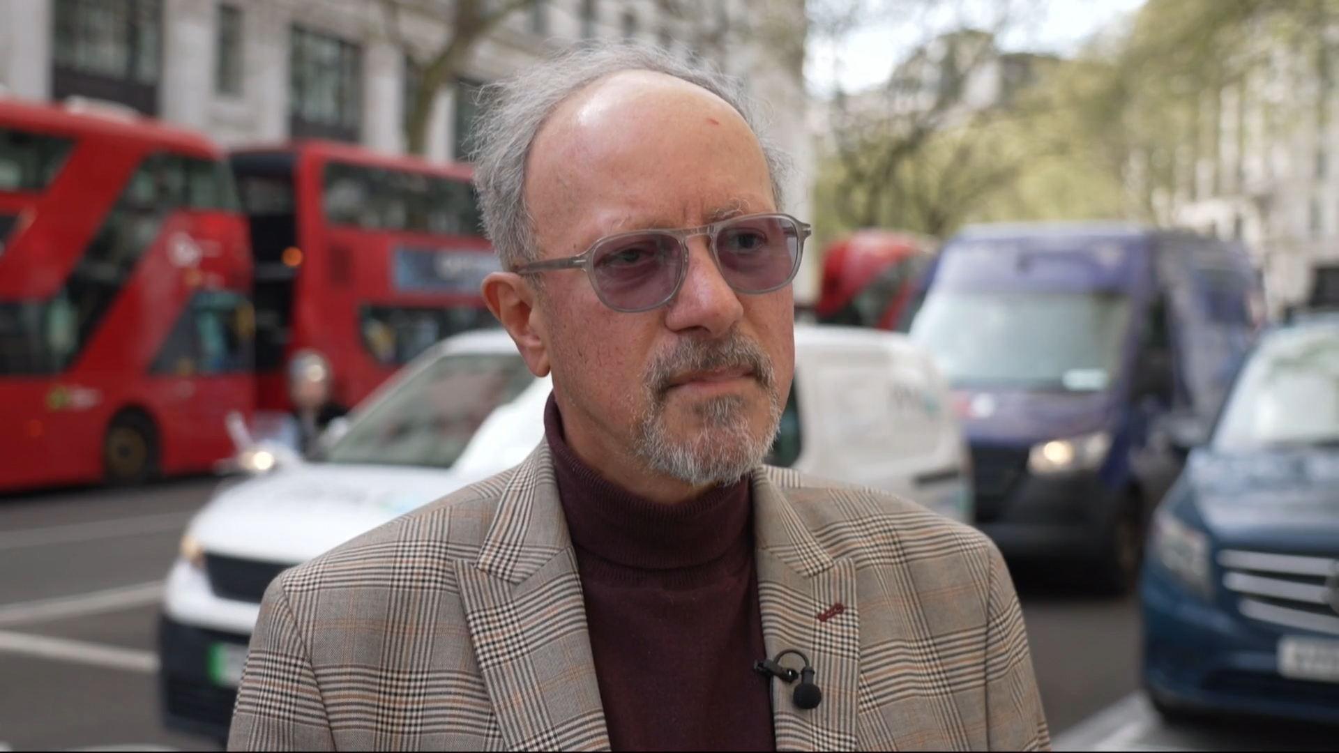 Former Post Office boss says he didn't know they were prosecuting hundreds of subpostmasters – Channel 4 News - Vimarsana News
