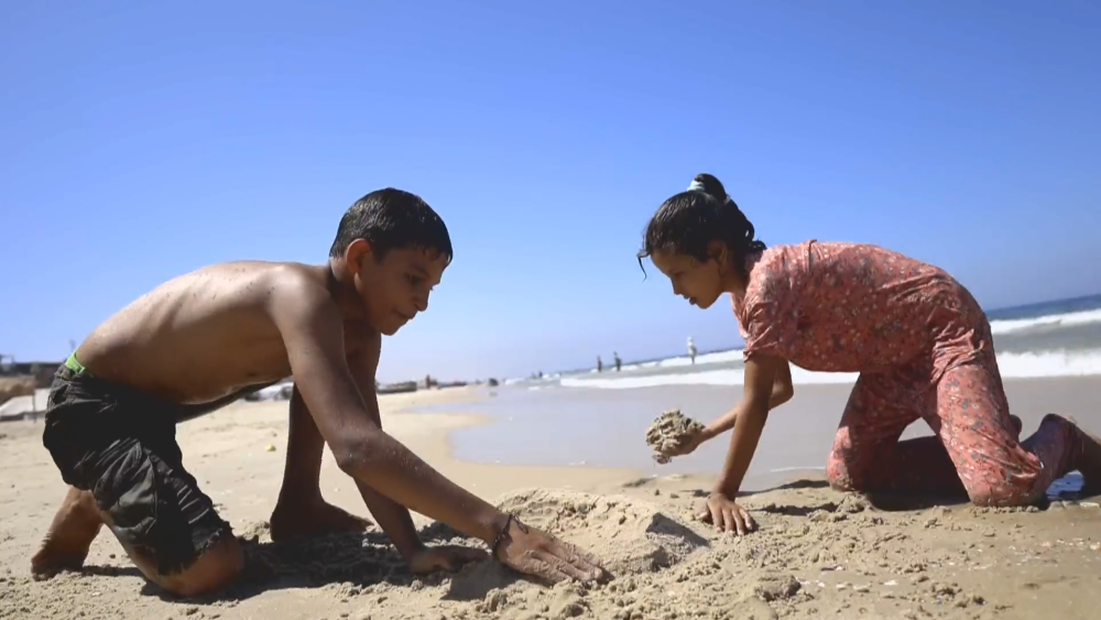 Surviving war: A day in the life of one of Gaza’s 20,000 new orphans ...