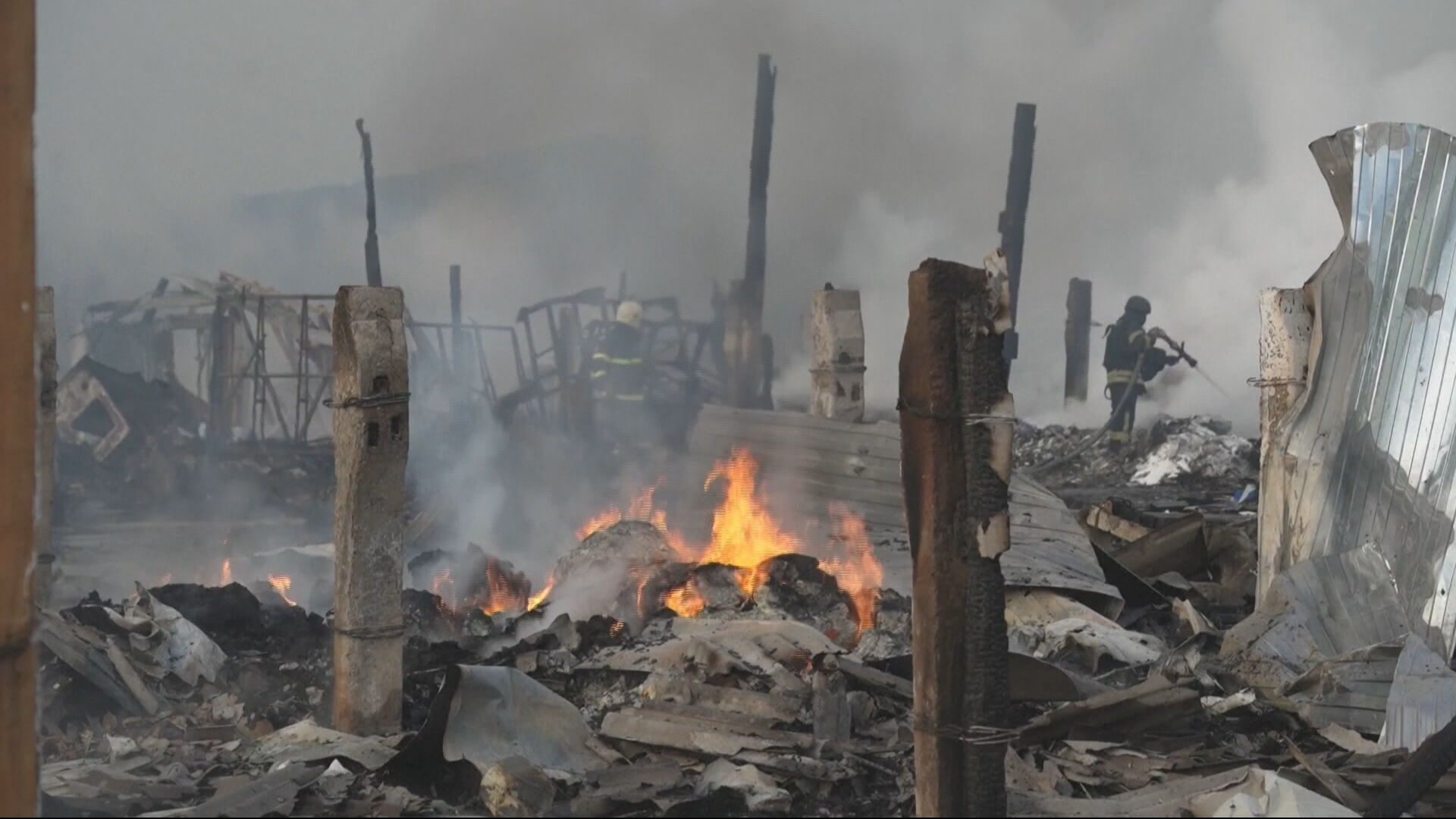 Russia launches major attack on Ukraine as peace talks stall