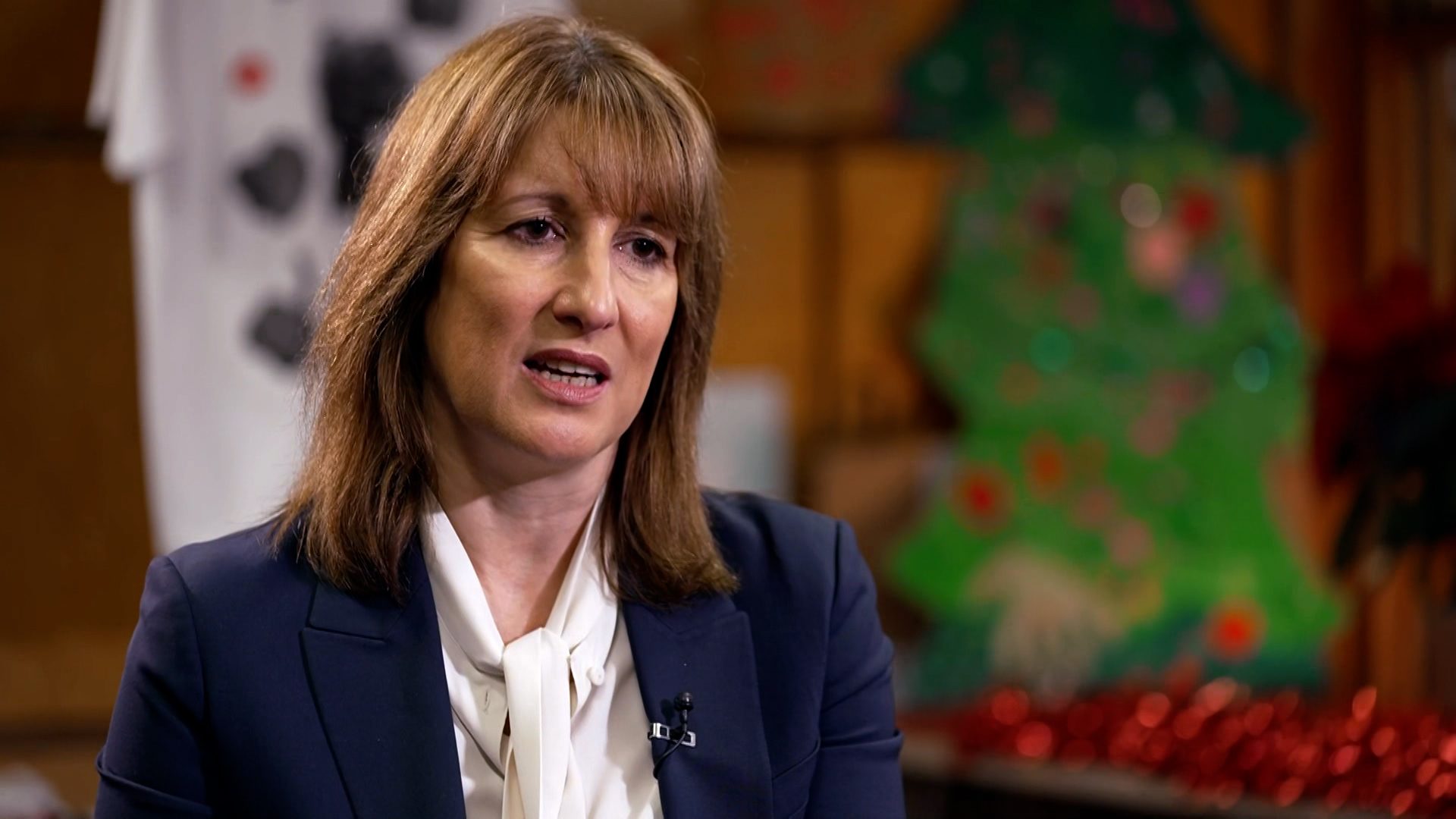 Rachel Reeves Current Rachel Reeves heads into 2026 confident in the economy – and Starmer’s ...