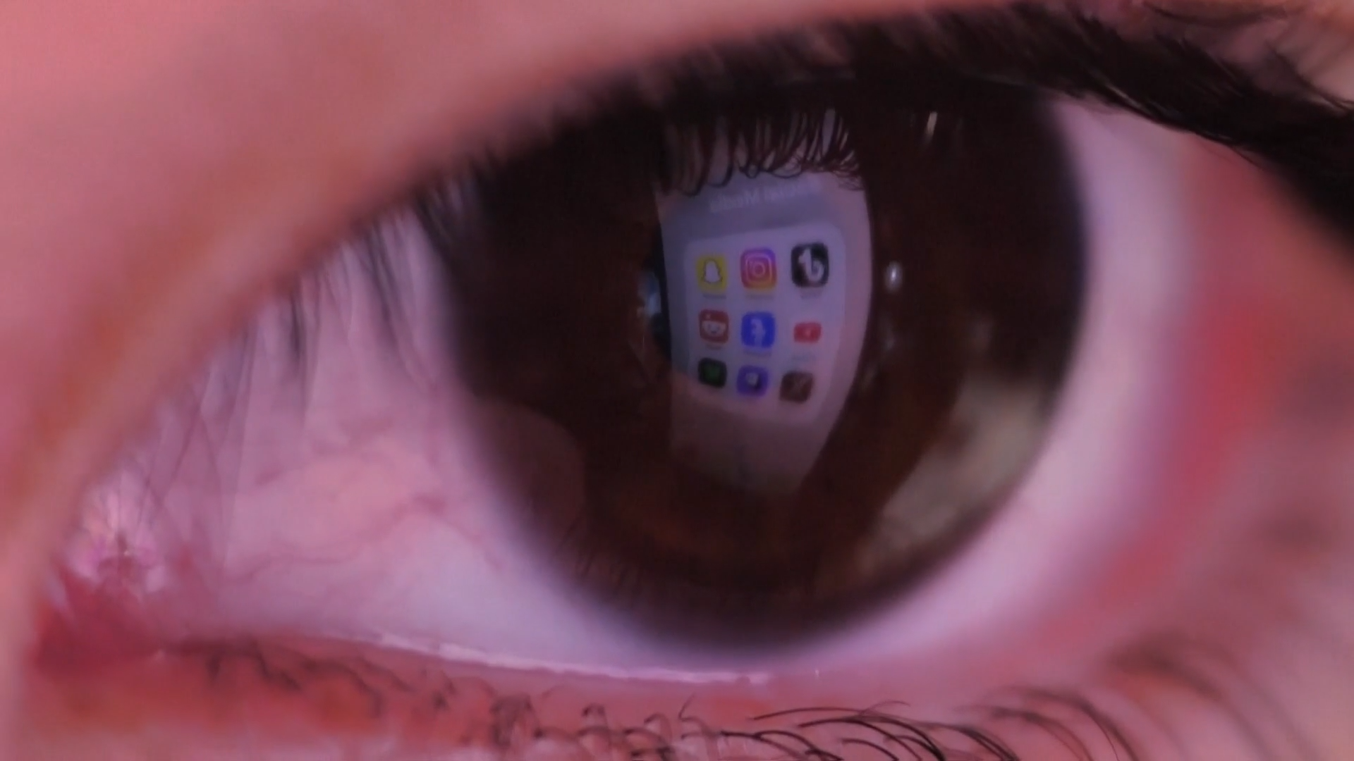 Australia launches social media ban for under 16s