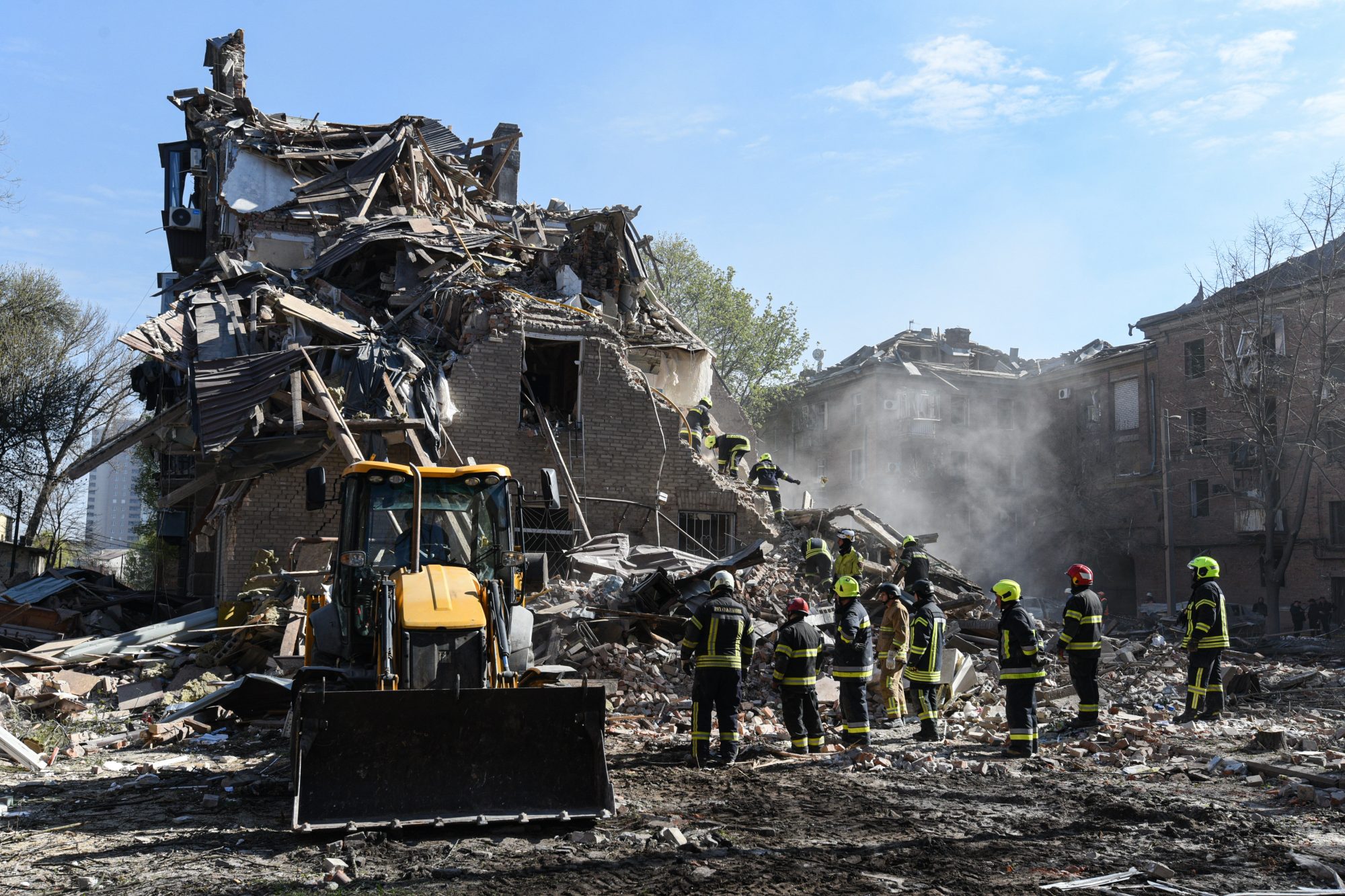 Russia launches hundreds of drones on Ukraine