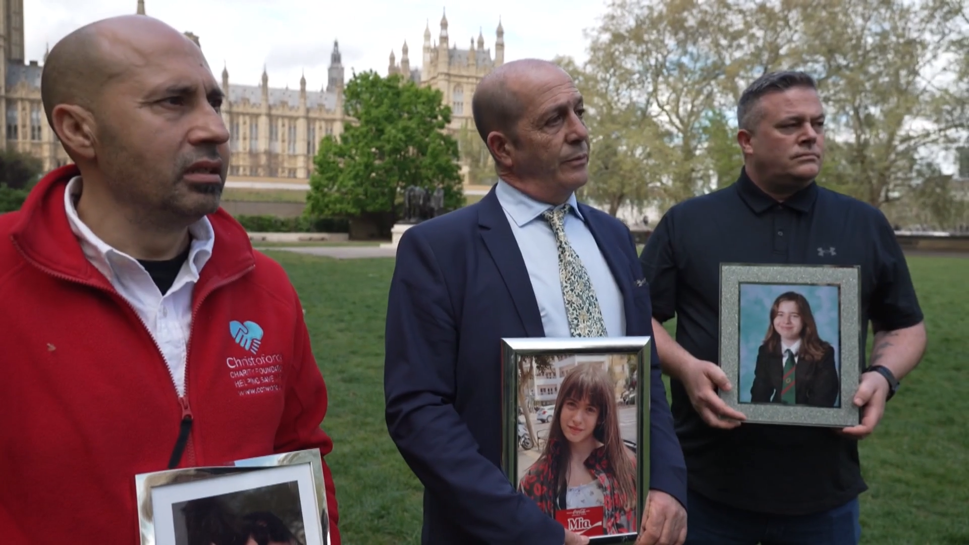 ‘Things can’t go on like this’ – PM tells social media bosses