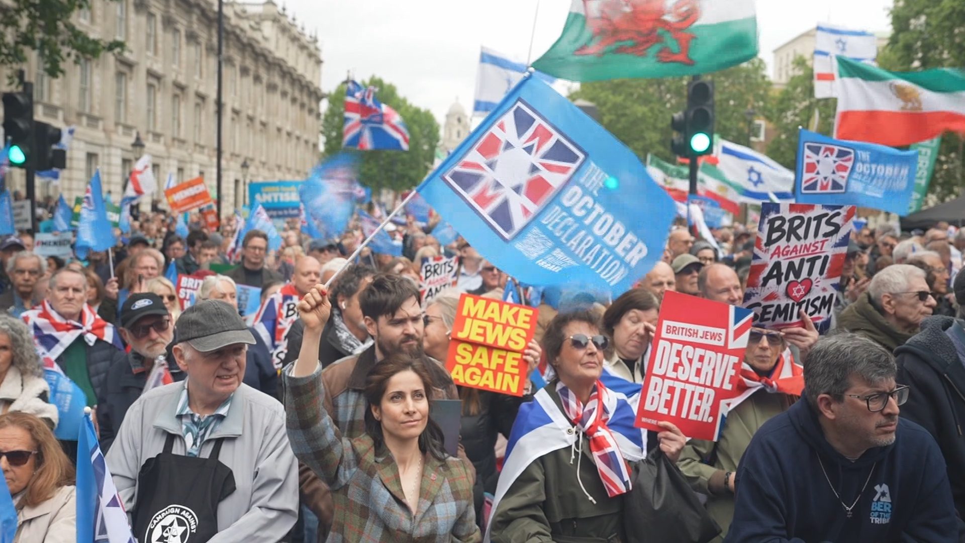Thousands join antisemitism rally outside Downing Street