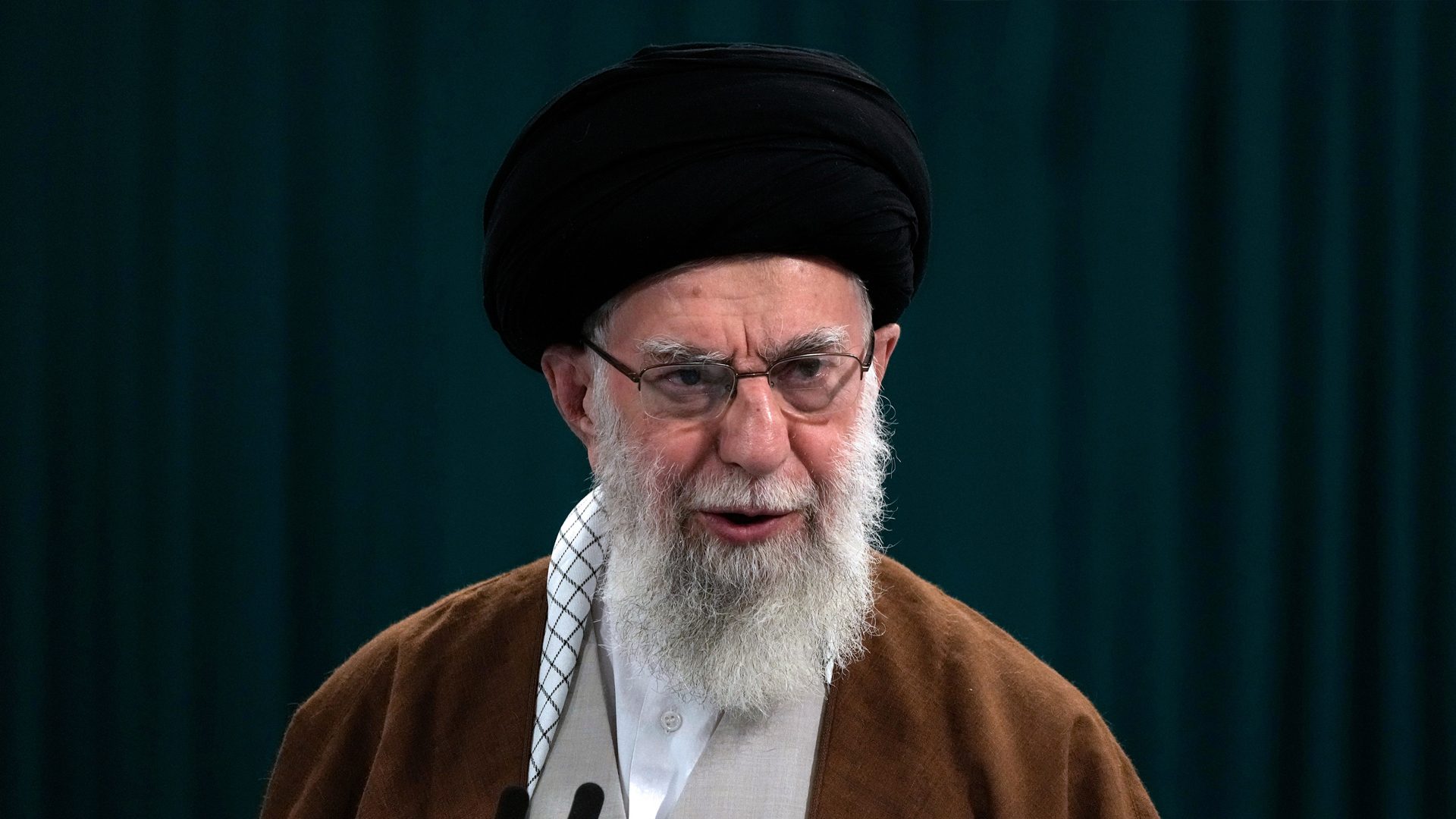 Iranians divided as funeral for supreme leader begins