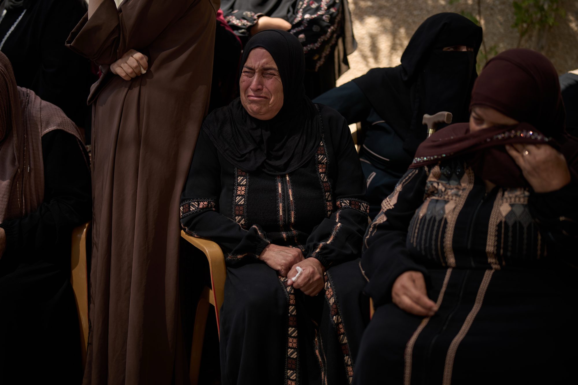 West Bank: Funerals held for Palestinian teenagers killed by Israeli forces
