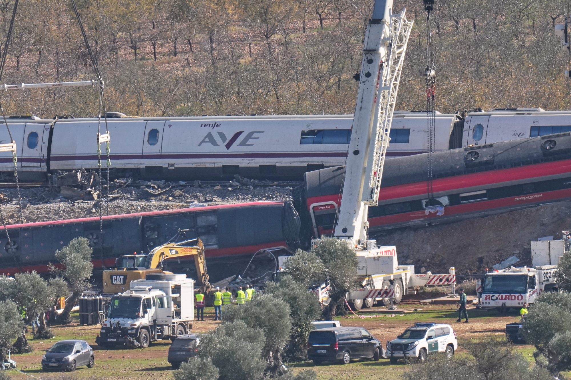 Spain train crash: Calls for country’s Transport Minister Oscar Puente to quit after 69 killed